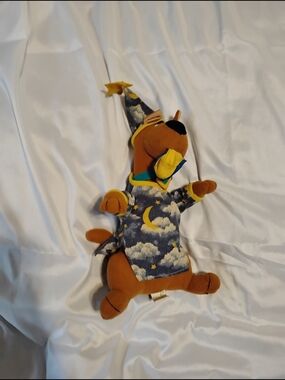Scooby-Doo Plush Toy in Night Sky Pajamas - Brown and Blue